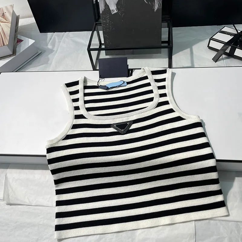 

esigner Womens T Shirts Womens 23SS Short Sleeve shirt Ladies Bandage Loose Top Casual Solid Color Shirt, White