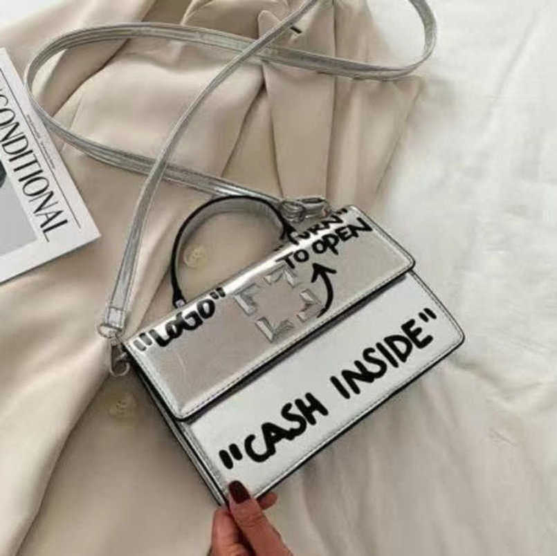 

Luxury Fashion Women's Hand Bag Evening Bags Offs White Brand Designers Graffiti Handbag Letter Backpack Classic One Shoulder Purse Ladies Handbags Backpacks 9vzr