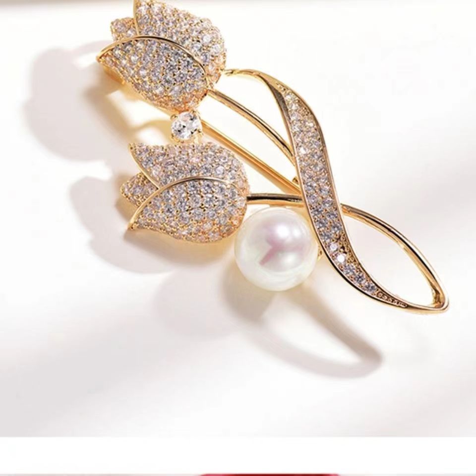 

High grade brooch, corsage, Korean pin buckle gift, cute series, ins, personalized and exquisite tulip female brooch