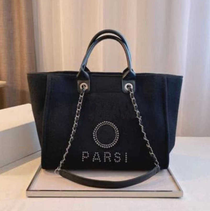 

Other Bags Luxury Brand Womens Hand Bags Canvas Beach Bag Fashion Ch Handbags Classic Female Large Backpacks Capacity Small Chain Packs Big Shopping Croszc70
