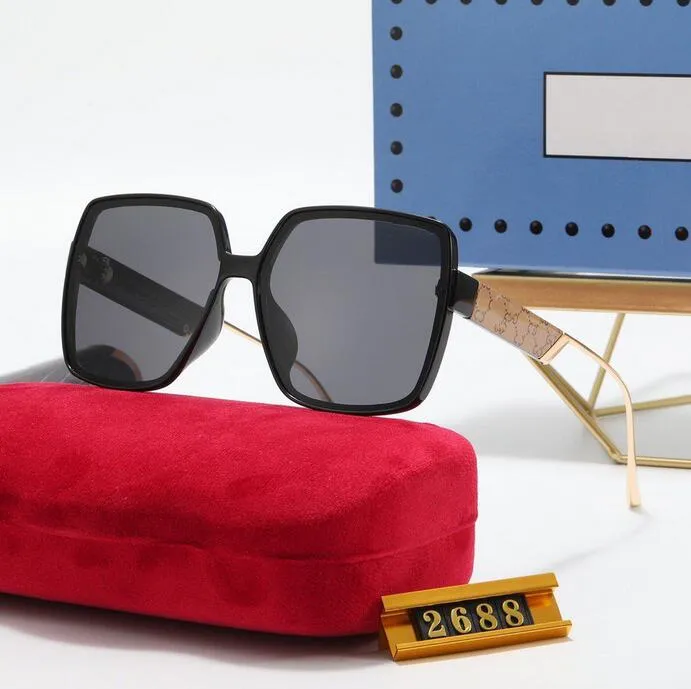 

designer sun with Sunglasses Fashion Metal Women Sunglasses Mirror Classic Large frame Retro Street Beat¡gucci¡sunglass Travel Oculos De Sol