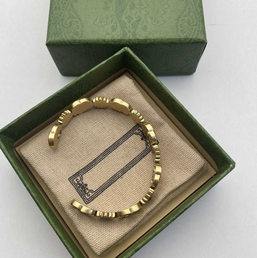 

Bangle Open Lover Bracelet Luxury Designer Braclets Gold Retro For Woman Fashion Jewelry Supply Breathable design 55ess