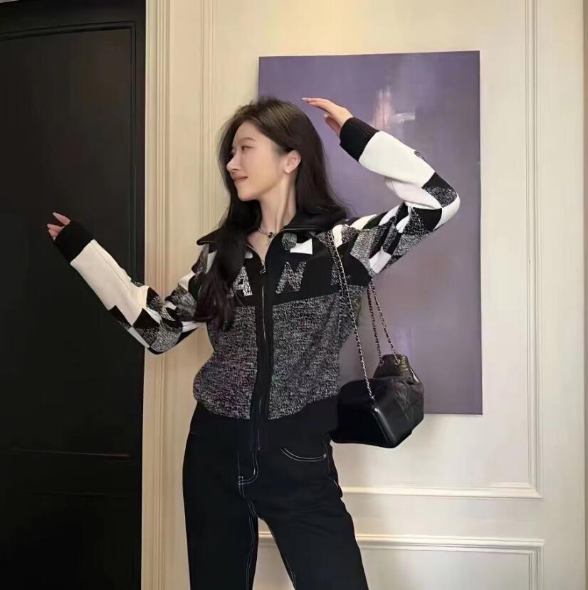 

Fall designer womens sweater high-quality luxury cardigan zipper lapel vintage patchwork color knitted sweater comfortable and warm, 001