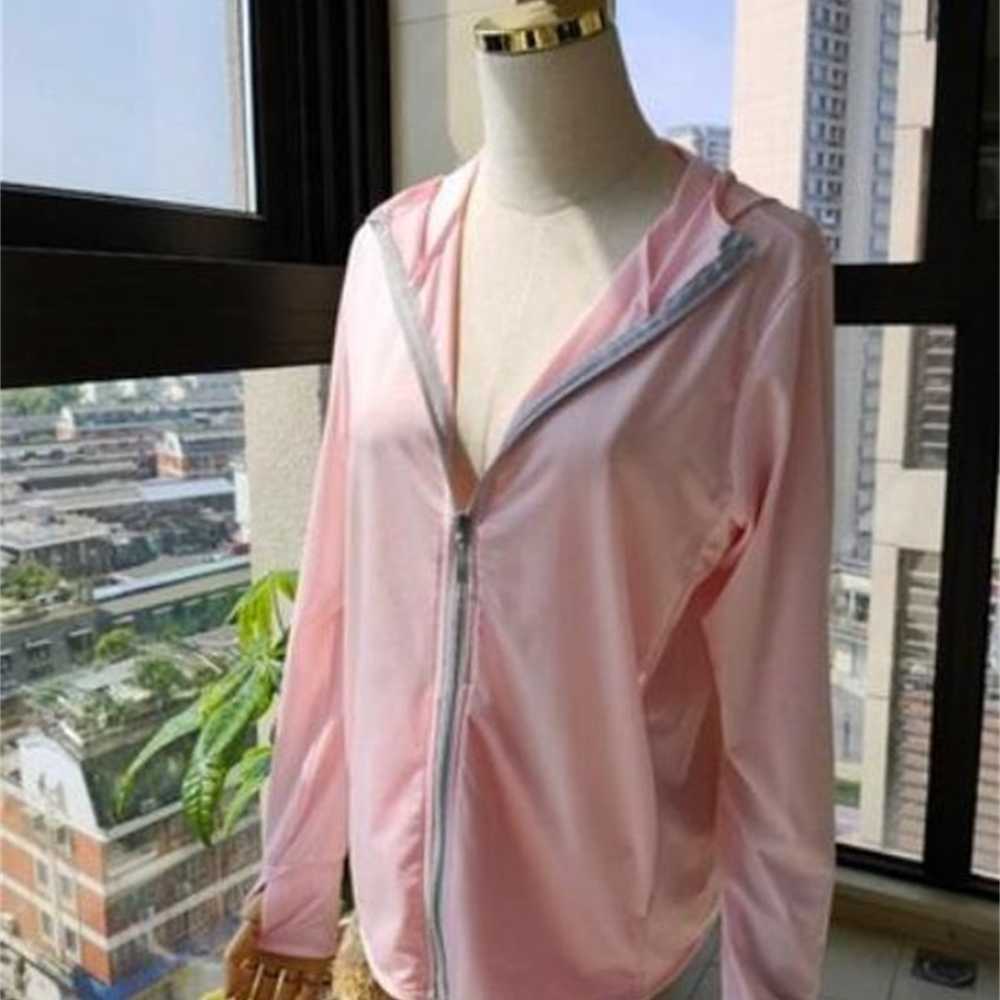 

2021 spring/summer New pattern high-quality brand mens designer jackets Classic men thin windbreaker waterproof coat Jackets AOHH, Women pink