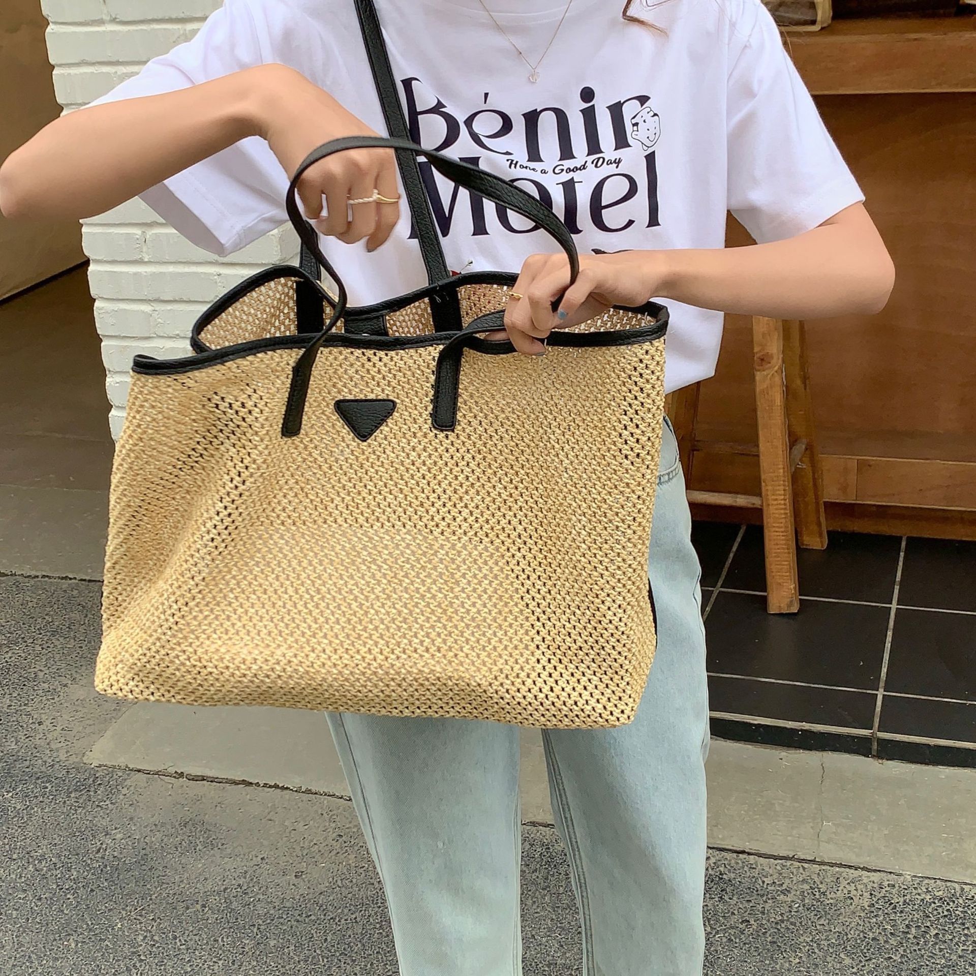 

Summer Designer Women's Bag Straw Purse Luxury Large Capacity Knitting Hollow Out Tote Shoulder Bag And Patchwork Hand Beach Bag, Black