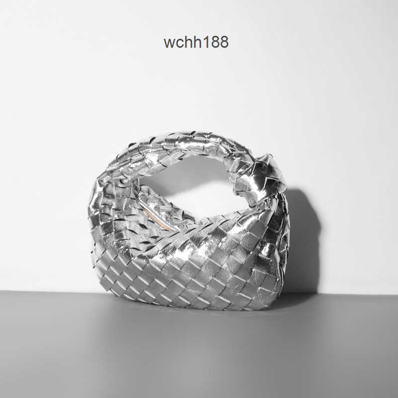 

Color Cowhide Evening Woven Bottegas Jodies Designer Gold Silver Bags Dumpling Jodie Candy 2023 Gold Shiny Bag Girl Silver Purse Party Handbags C99p, Golden