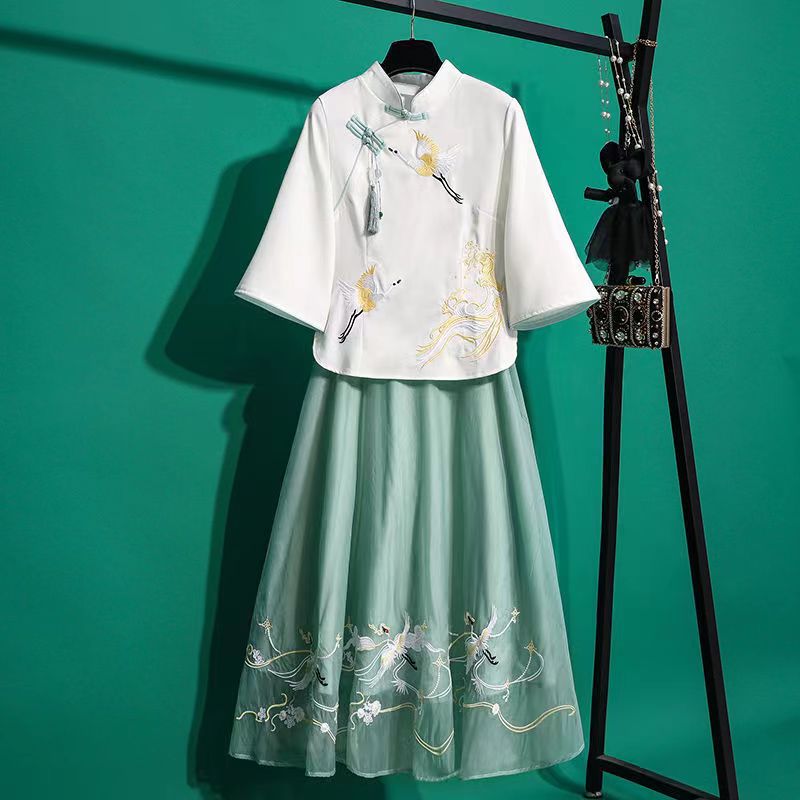 

Two Piece Spring New Chinese Style Improved Hanfu Embroidered Hemp Cotton Top Super Immortal Half Skirt Female Student, Ivory