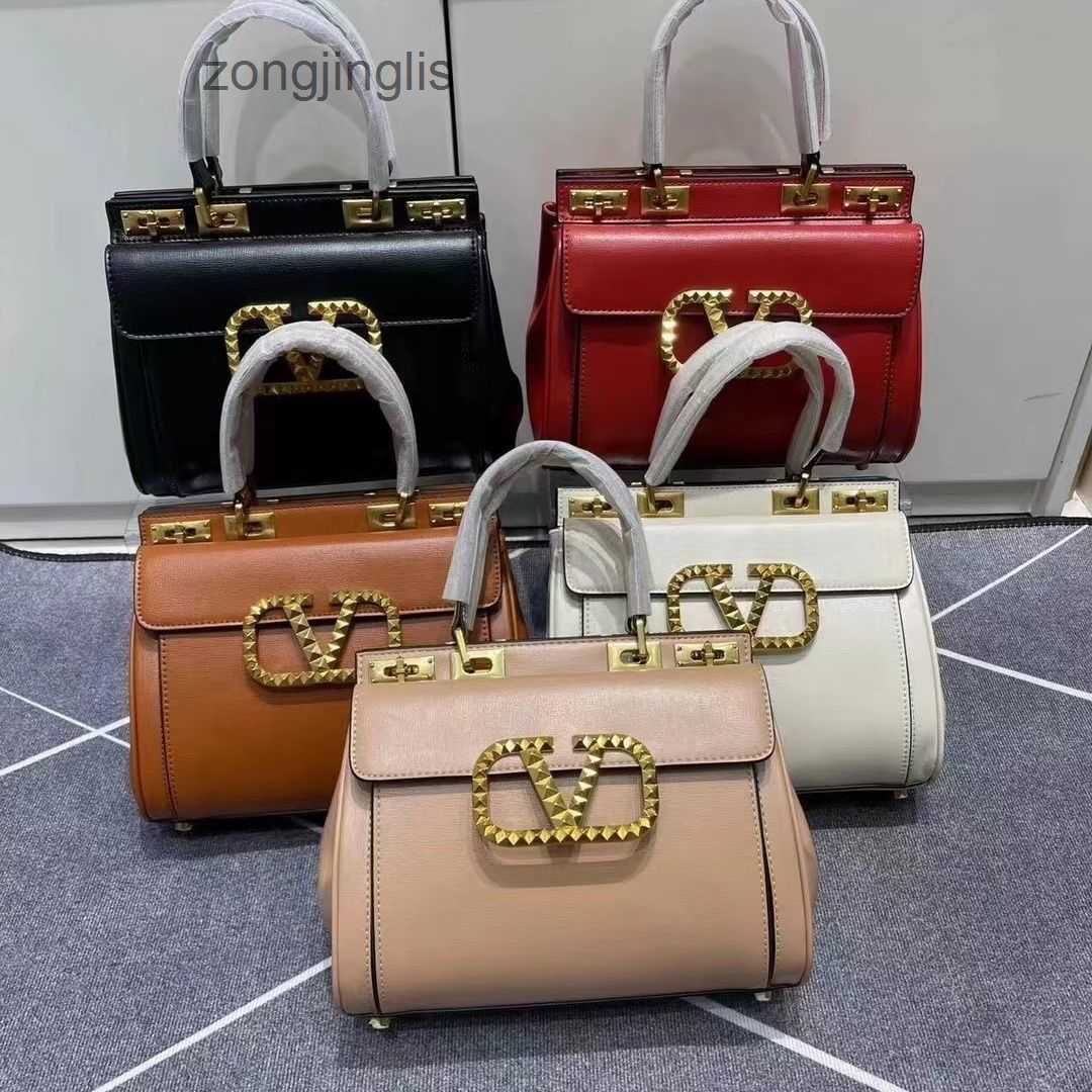 

Texture Designer Women Bags Fashion Classic Valentino Handbag Metal Lock Women's Cowhide Double Shoulder Crossbody I7NG, Red