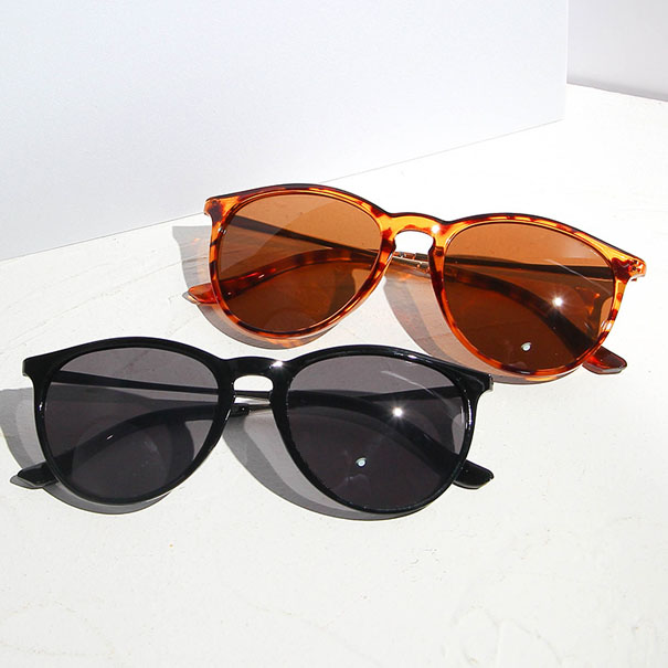 

Classic Men Women Sunglasses Designer Round Sun Glasses Retro UV400 Eyewear Oculos de sol 3h7 with case