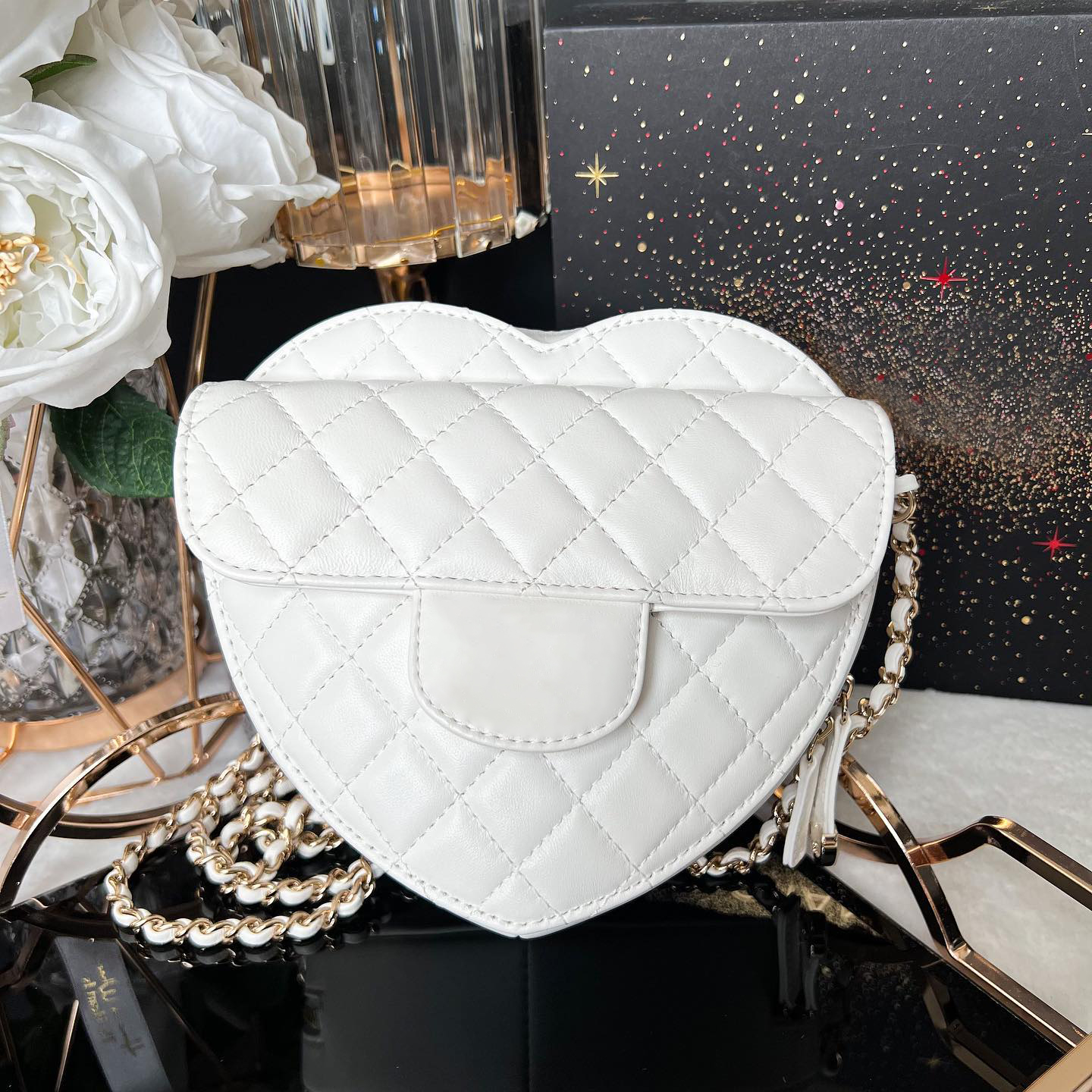 

Luxury Genuine leather Mini cc heart Bag saddle half moon purse summer tote handbag fashion Designer bags womens mens Cross Body Clutch bag Shoulder cosmetic bag, Black