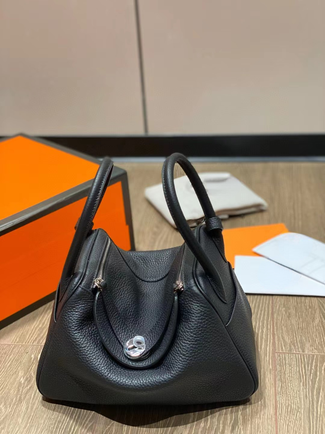100 Genuine Leather Doctor Shoulder Bag Luxury Brand Designer Litchi Pattern 26cm 30cm Soft Cow Skin Women Totes Dumpling Purses And Handbags Silver