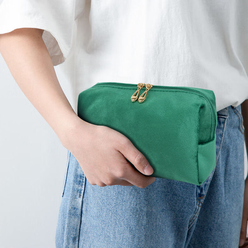 Customized Fashion Style Solid Cosmetic Bags-image-944075729