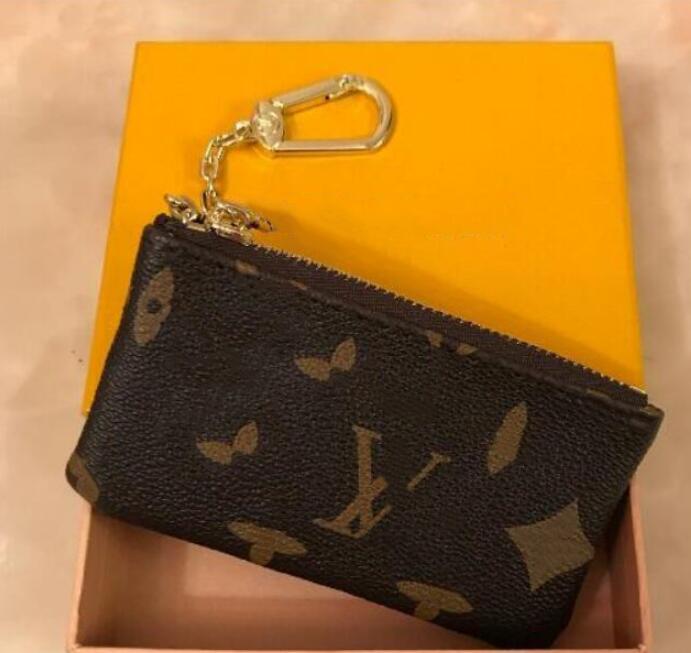 Porte-clés de luxe de luxe Portefeuilles Porte-clés Amour Maman Papa Amant Porte-clés pour hommes Femmes Accessoires de mode Petits sacs en cuir