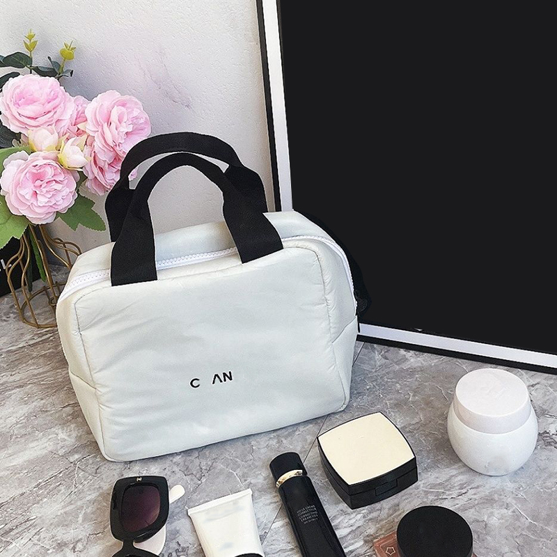 Designers Makeup Bag Womens Mens Portable Travel Toiletries Handbag Down Cotton Storage Pouch Double Zipper Cosmetic Bags Ladies Mini Tote Bags-image-928095517