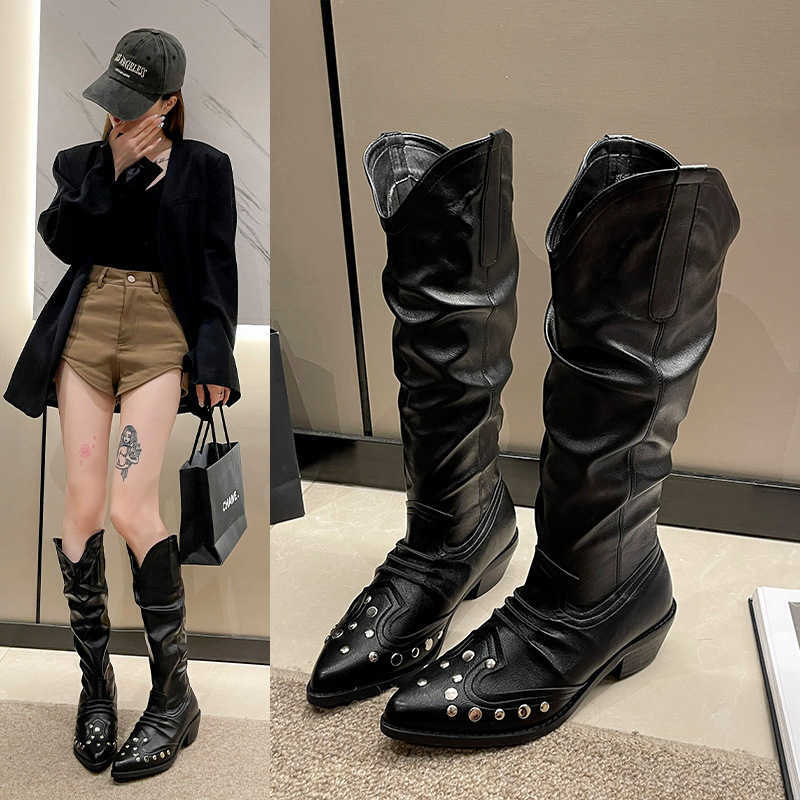 Long boots Women pointy heel Black rivet retro Western cowboy boots Slimming long V-mouth pleated pile boots women L231213