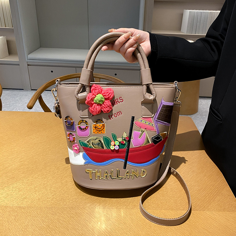 Women bags 5 colors high-grade thick leather fashion bucket bag sweet little fresh graffiti retro handbag creative trend embroidery western style ha