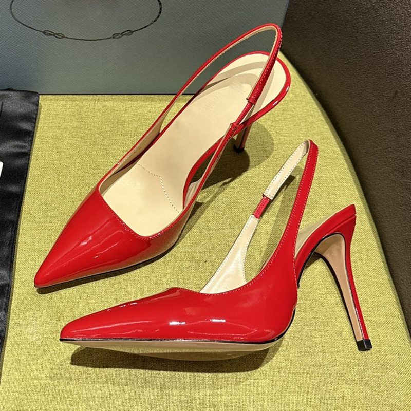 Designers Chaussures Sandales de mode pour femmes Boucle en cuir breveté