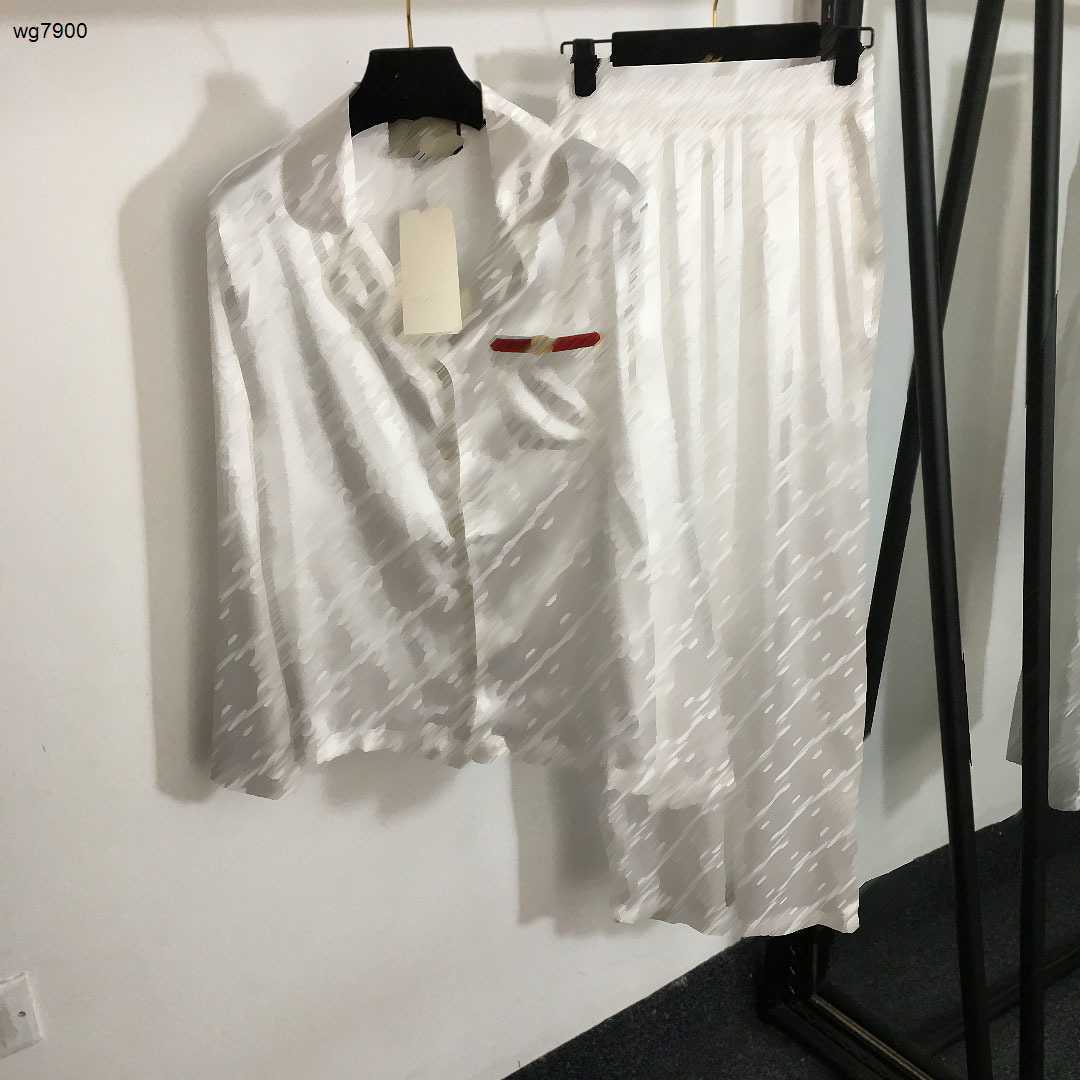 designer women pajamas brand clothing for women autumn night robe fashion letter jacquard long sleeved girl shirt ladies pants Dec 19-image-930200606