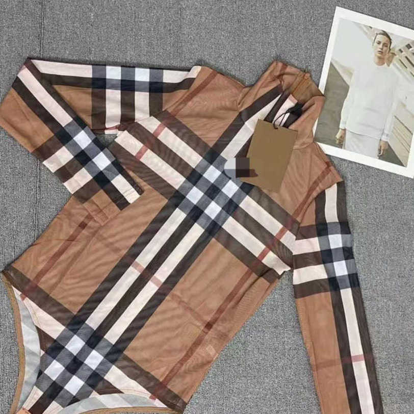 22SS Femmes Designer Marque Suit en une pièce Nouveau style European American Style Check Imprimée Body à manche haut à manches longues Vêtements