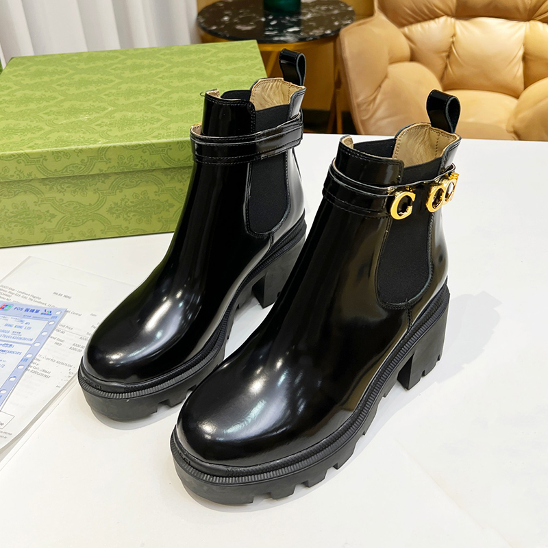 Italie Brand Document de lettre détachable Designer Martin Généhes en cuir authentique Femmes Round Toe Anti Slip Boots Snake Snake Motherned Tal