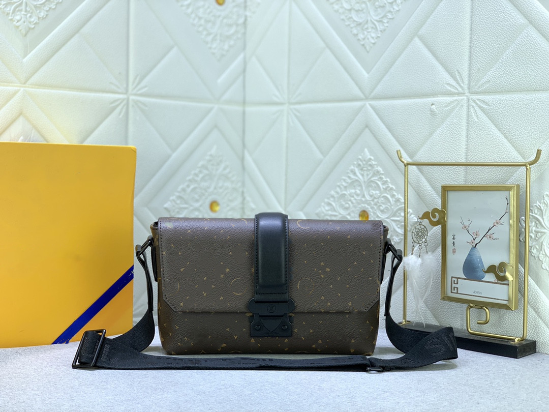 Men Fashion Casual Designe Luxury S Cape Bag Messenger Bag Crossbody Handbag Tote Shoulder Bag TOP Mirror Quality M46794 M23741 Purse Pouch-image-932046671