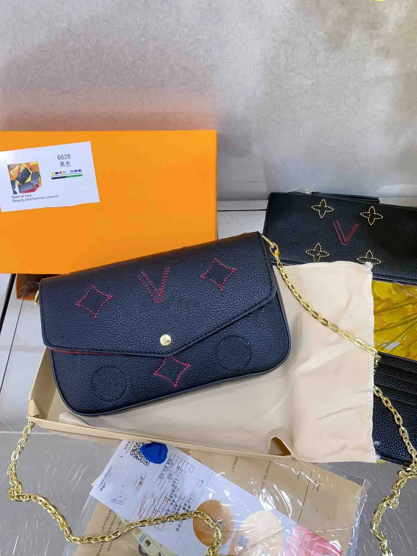 Designer Victorlne Portefeuille préféré Multi Pochette Felicie Femmes Chaîne Portefeuilles longs Gradient Empreinte Mode de luxe Mini pochette po