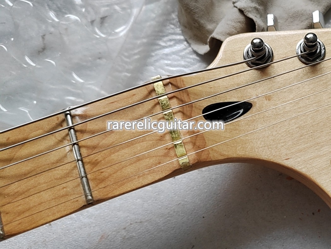 Best Quality Yngwie Malmsteen Cream Electric Guitar Brass Nut Scalloped Fingerboard 21 Frets Big Headstock Tremolo Bridge Whammy Bar Maple Neck D-image-934074724
