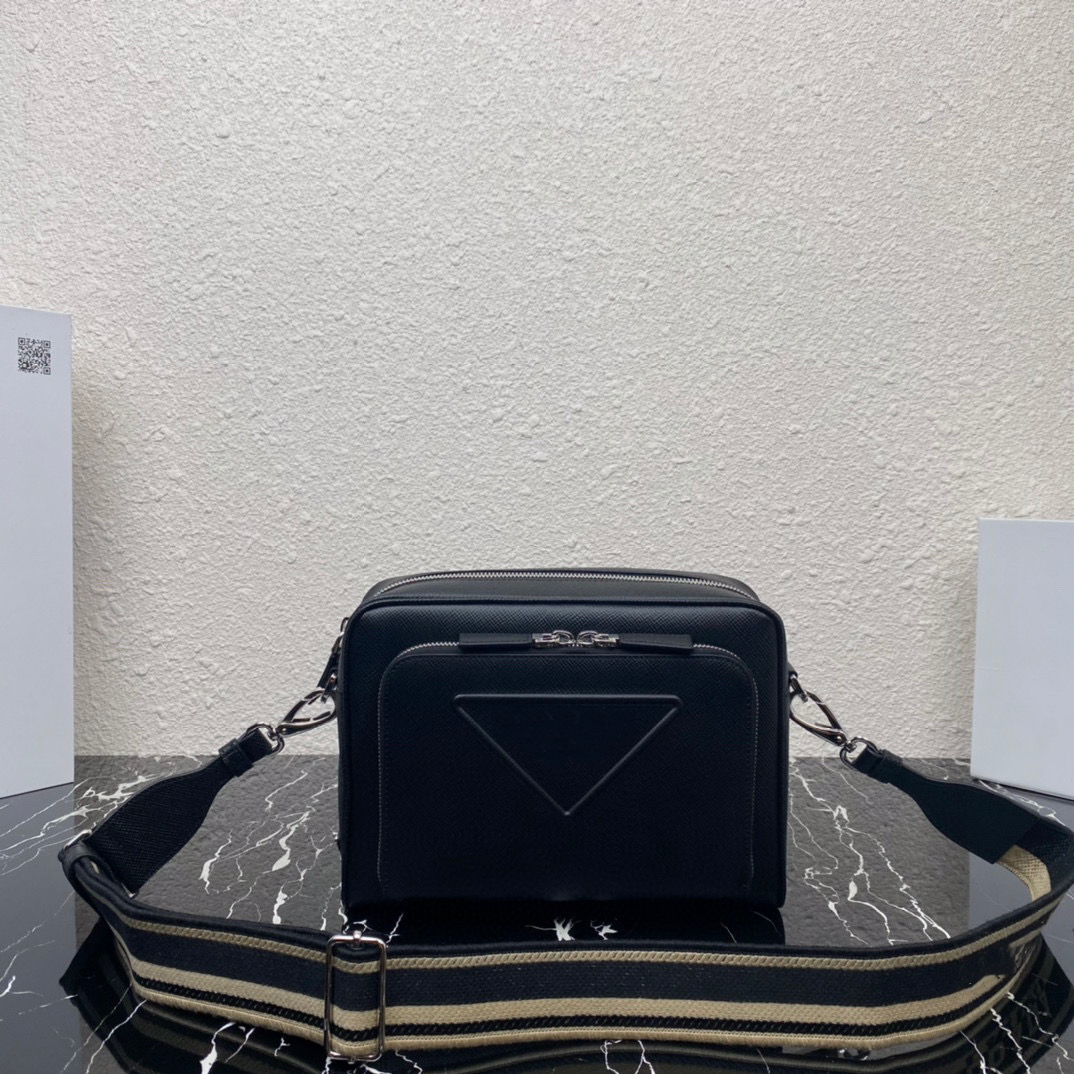 

2VH152 new men's crossbody bag high-end quality shoulder bag front pocket design simple atmosphere street trend full capacity is very practical and good-looking, Blue