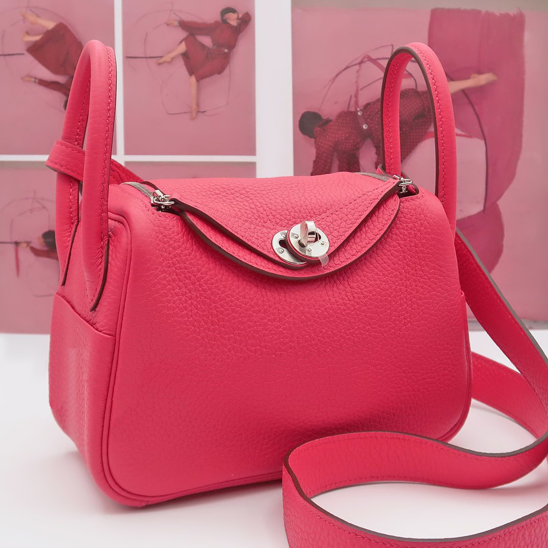 

womens Designer lindys purse camera bag Luxurys Mini tote handbag clutch even bags Genuine leather weekend shoulder bag Mens fashion COOL trunk square cross body bag, Pink