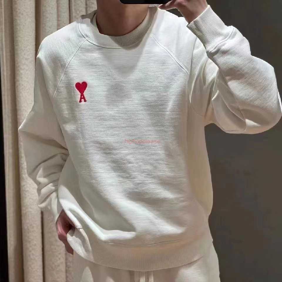 

Ami Designer Fashion Clothing Men' Sweatshirts Ami Male Female Couples Same Style 23 Spring/summer New Red Love Cotton Round Neck Pullover Casual Sweater, Shipping fee