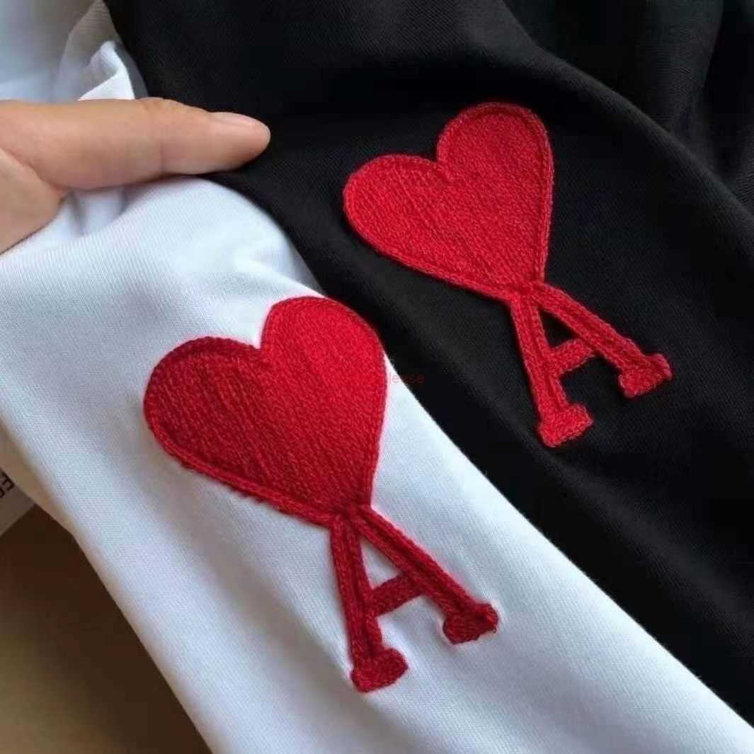 

Ami Designer Fashion Clothing Tees Tshirts Ami Embroidery Love a Letter Pure Cotton Round Neck Short Sleeve Unisex Loose Casual Solid Color Tshirt Half Sleeve Ins Fas, White large a heart