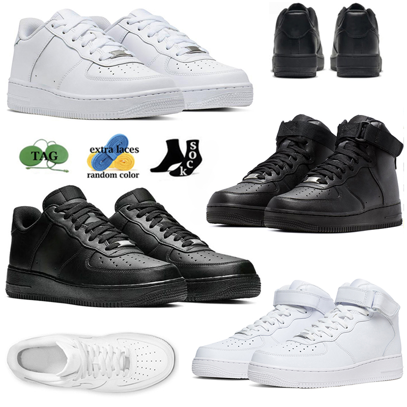 2023 chaussure plate-forme 1 low one hommes femmes chaussures de sport 1s classique Triple White Utility Black 07 Classic hommes femmes formateur