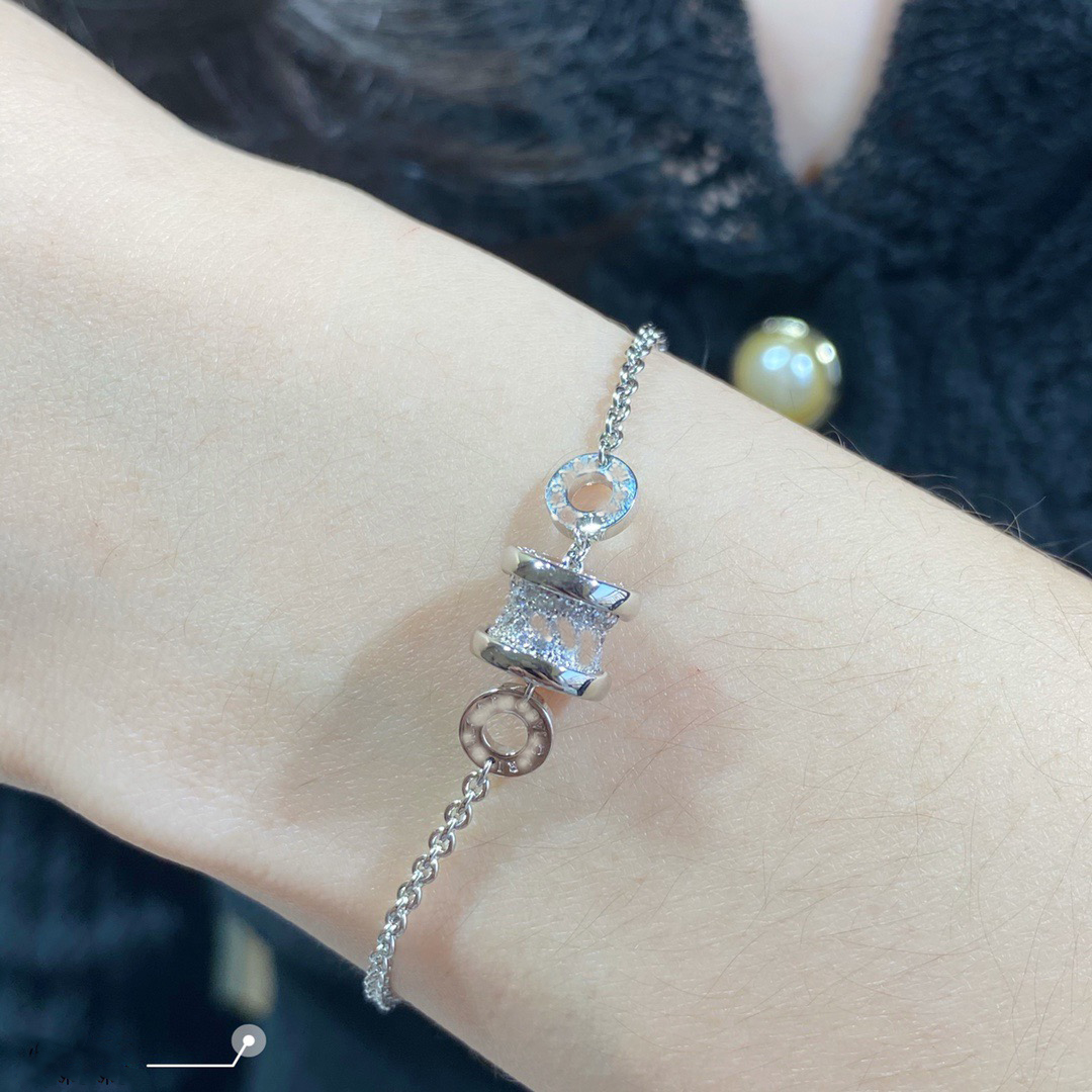 

Designer round Bracelet heart High quality metal chain bracelet Classic bangle Steel jewelry Best gift