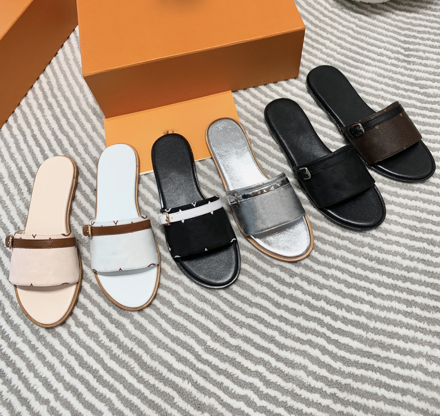 

Women Flat Slipper Mule Sandals Classics Monograms Slides canvas lamb leather Casual Outdoor Slippers Designer Summer Luxury Fashion Ladies Beach Flat Flip Flops, Customized