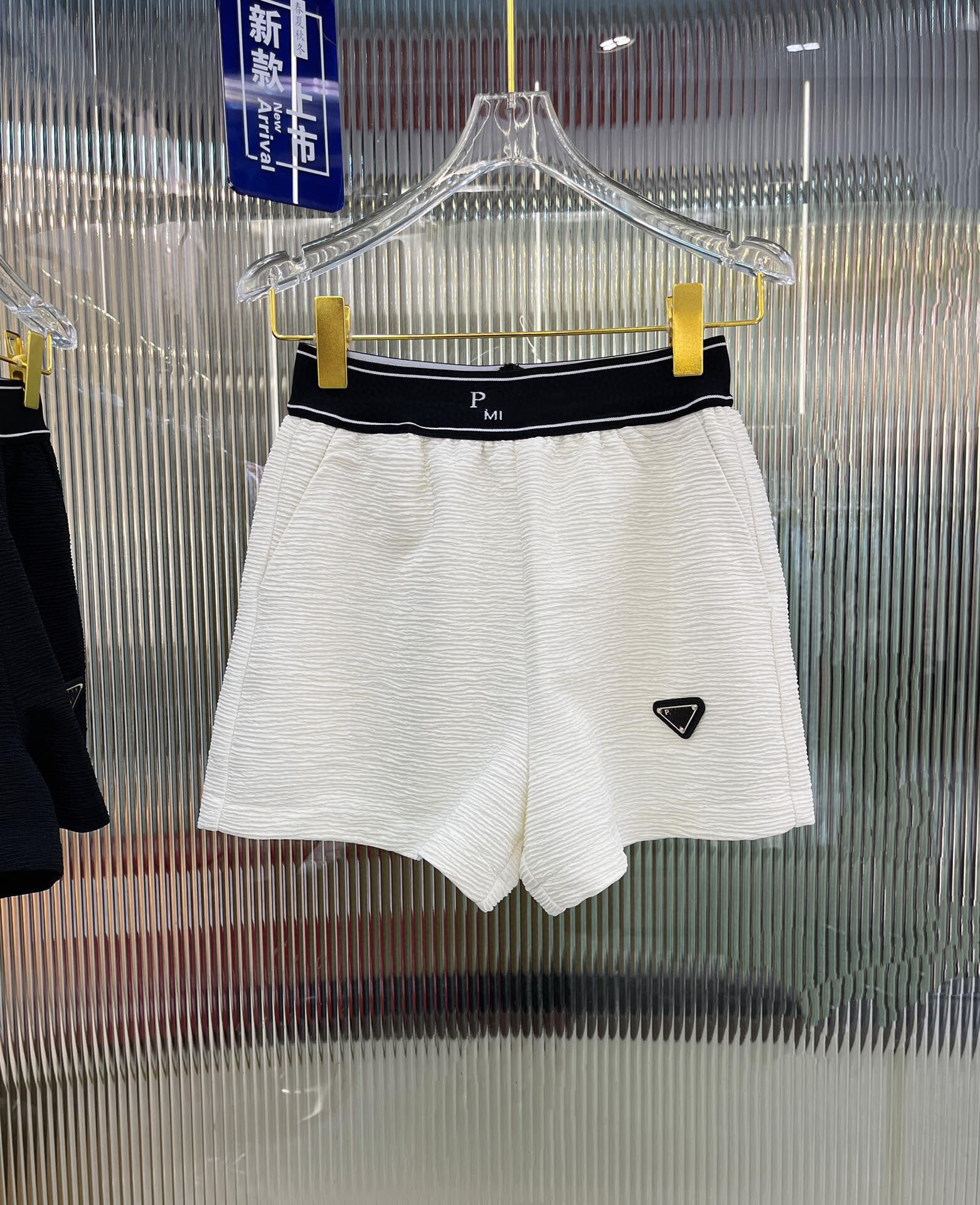 

2023 high quality fashion women' jeans Womens Jeans Designer Denim Shorts Letter Rhinestone Pants Design Sexy Ladies Summer Short Pant Clothes G4, Black