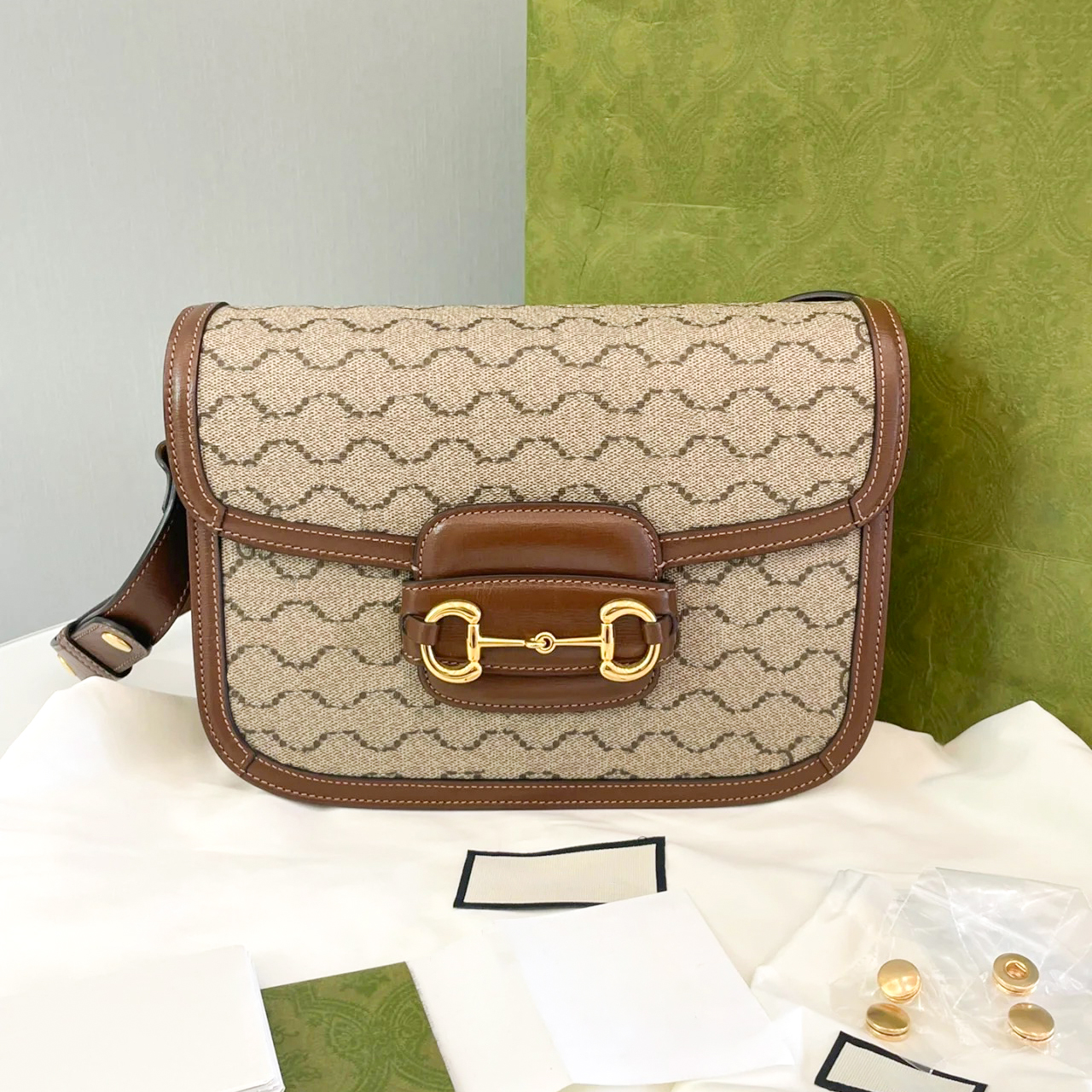 

Womens 602204 Top quality saddle clutch Shoulder bags mens Horsebit 1955 designer Crossbodys tote bags Luxurys Cleo canvas Flip closure hobo hot cosmetic hand bag, White