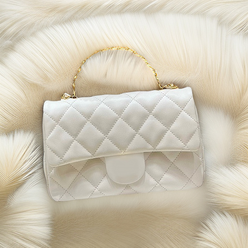 

Designer Chain Bag Small Flap Bag 10A Mirror quality Luxury Crossbody Bag Lambskin Shoulder Handbag With BOX C125, White