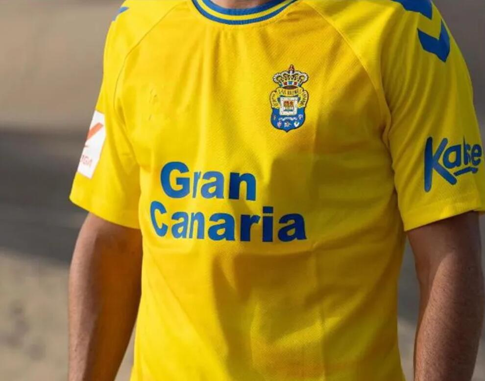 

UD Las Palmas mens Soccer Jerseys 2023 2024 JONATHAN VIERA 23 24 Maillots de foot ROBER A. Lemos Araujo RODRYGO ONTIVEROS CASTRO MALAGUISTA football shirt uniforms top, Men