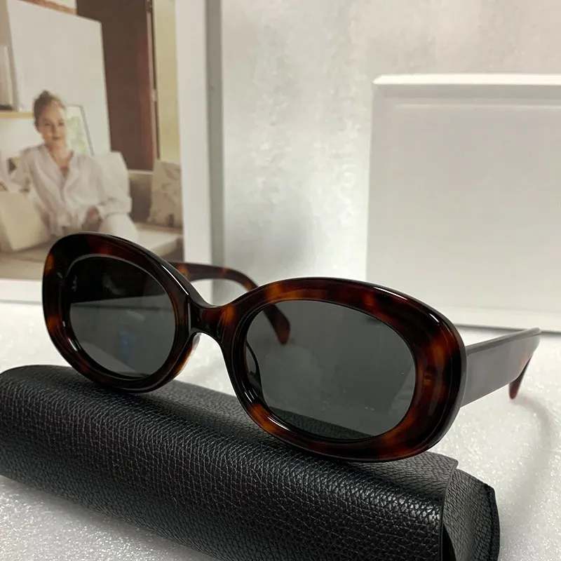 

Triomphe 01 Sunglasses High Quality Blonde Havana Acetate Frame Oval Frame with Logo Temple designer shades INS Net Red Same Style SIGNATURE All-match Glasses 40194