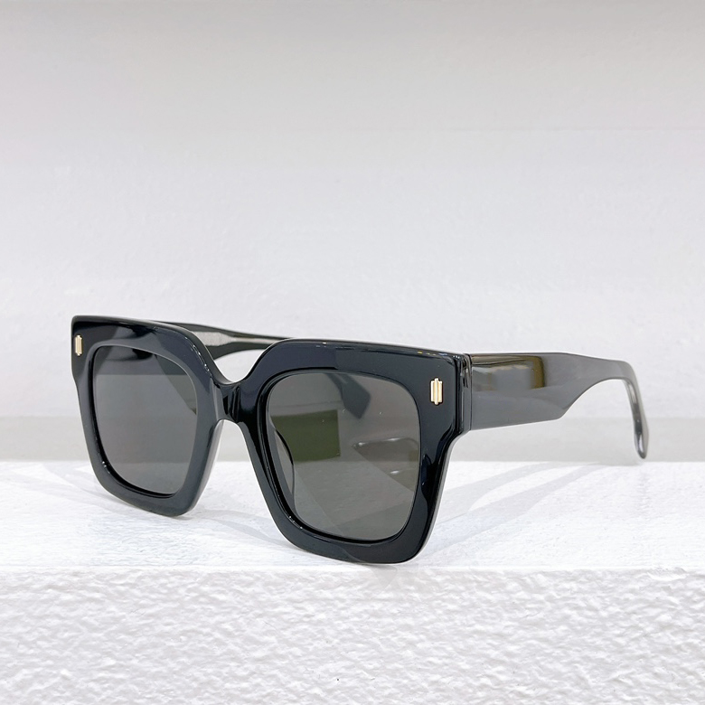 

Sunglasses For Men and Women Designers 0301 Style Anti-Ultraviolet Retro Eyewear Full Frame Random Box