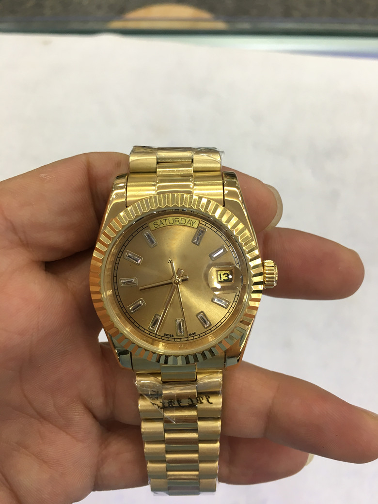 Avec une boîte d'origine montre de haute qualité 36 mm 8k Mouvement en or jaune de 3K