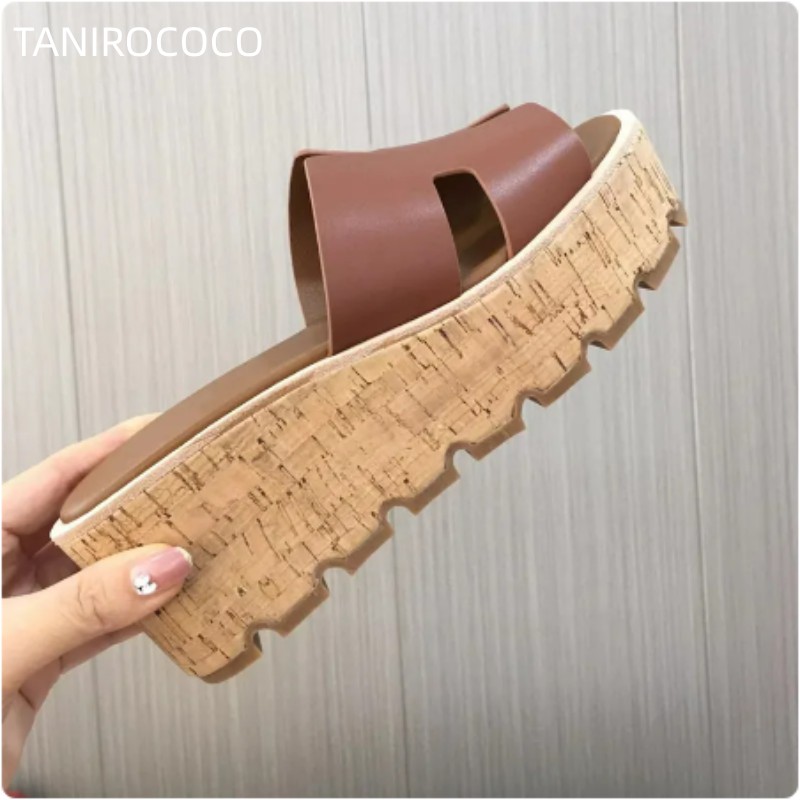 

Fashion age season fashion women leather square toe shoes summer wear leather shoes thick soles H ladies slippers sandals and luxury brand design slide box big size 40, As pic