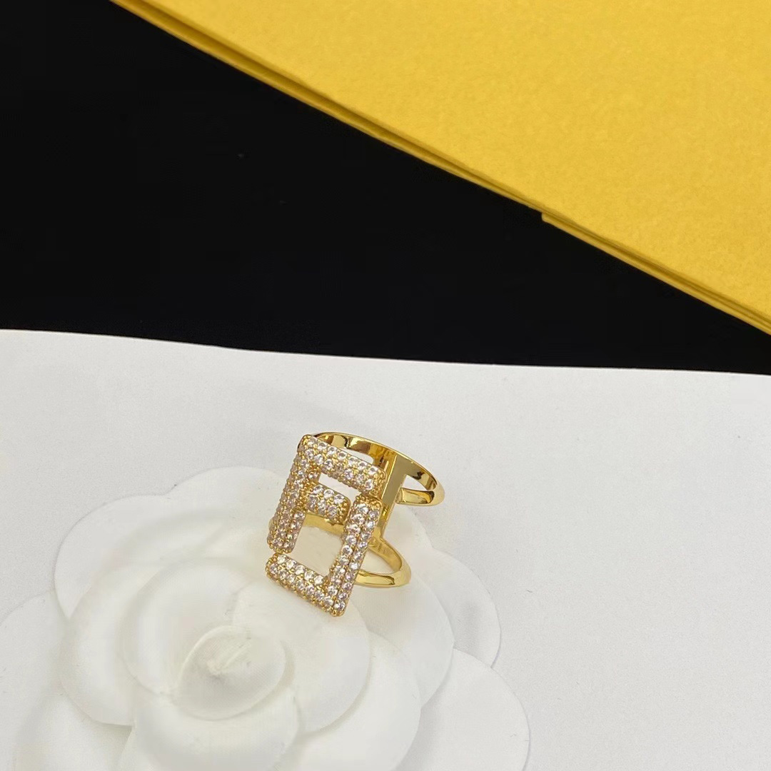 

New Classic Double Letter Ring Luxury Designer Fashion Simple Versatile Suitable For Daily Matching Couple Style Holiday Party Gift