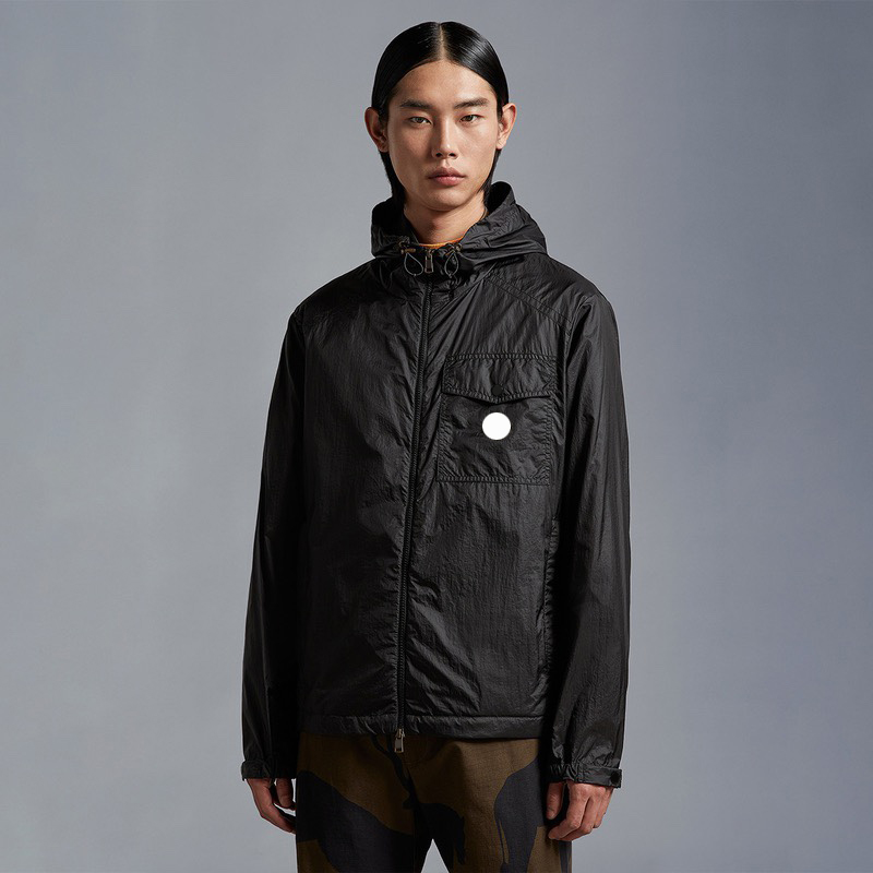 

Samakar Lightweight Hooded Mens Jacket Spring Summer Windbreaker Chest Pocket Design hooded jumper Casual men coat Asian Size M--3XL, Green