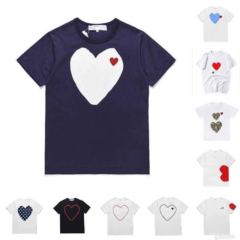 

Fashion Mens TShirt Designer Red Heart Shirt Commes Casual Women Shirts Des Badge Garcons High Quanlity TShirts Cotton Embroidery, Gradient