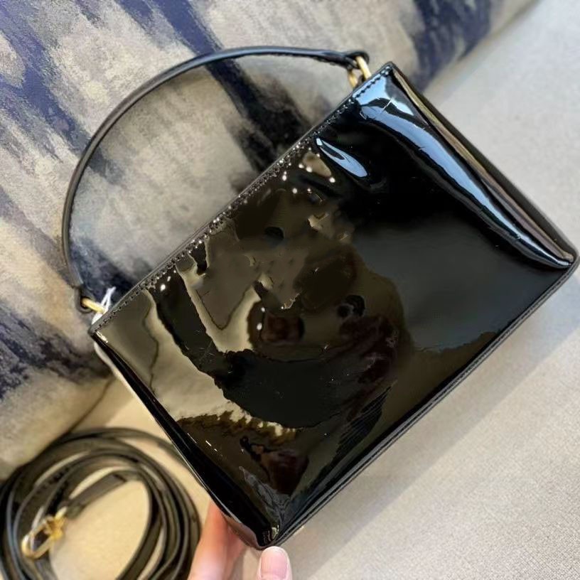 

TB Shoulder Bags Luxury Diamond Splicing Square Designer HandBags Women Metal Chain Crossbody Bags Leather Handbags Organ Lady Shopping Purse top quality, The same as original