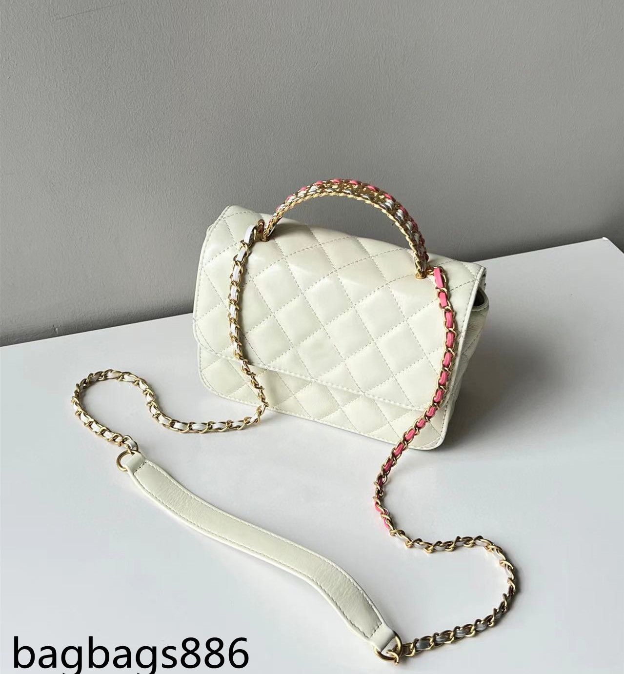 

Luxury Channel Handle Shoulder Bag Women's Handheld Flip Panel Bag Colorful Hollow Handle Oil Wax Cowhide Flip Panel CC Bag Black Gold Crossbody Designer Bag 20CM, Style 9
