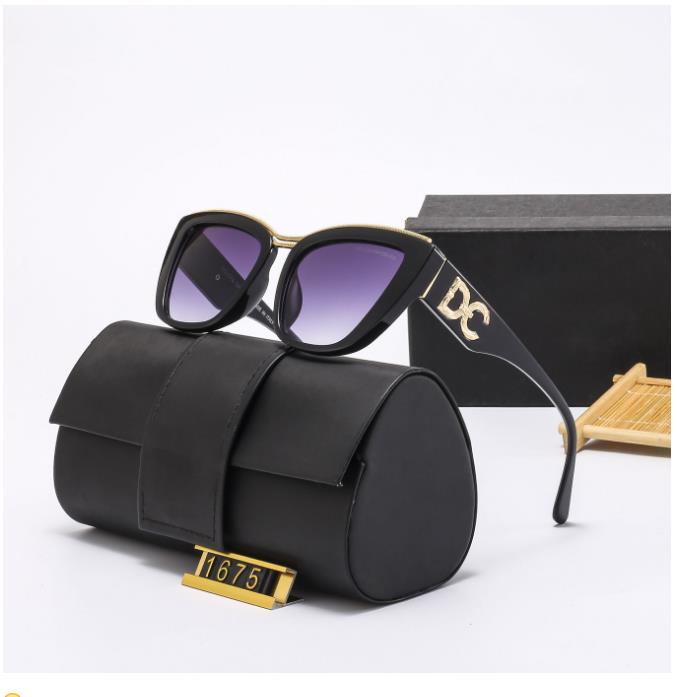 

New Sunglasses Trend Retro Men's and Women's Designers Large Frame Sunglasses Metal Tourist Street Photo Anti glare UV400 Glasses