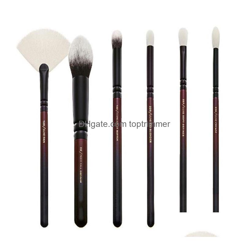 2019 brand best quality 18pcs/set brush with pu bag makeup professional brush for powder foundation blush eyeshadow eyeliner blending