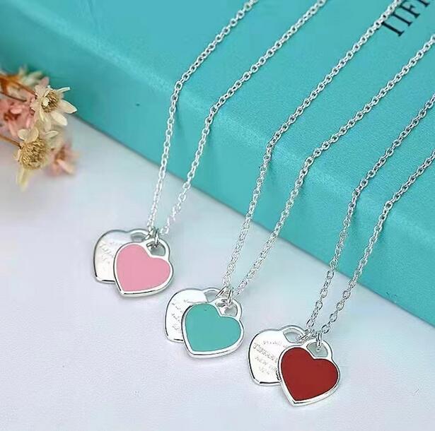 Designer Charm Peach Heart Necklace Bracelet Woman Brass Material Jewelry Sets Blue Pink Green Pendant Luxury Valentines Day Christmas Gift Wholesal